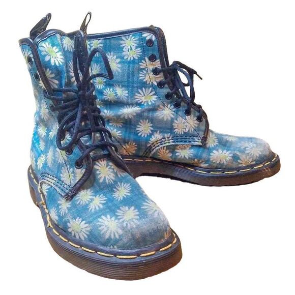 Vintage 90s Dr. Martens Blue Daisy Floral Canvas Vegan Made in England Size 7 - Picture 10 of 10